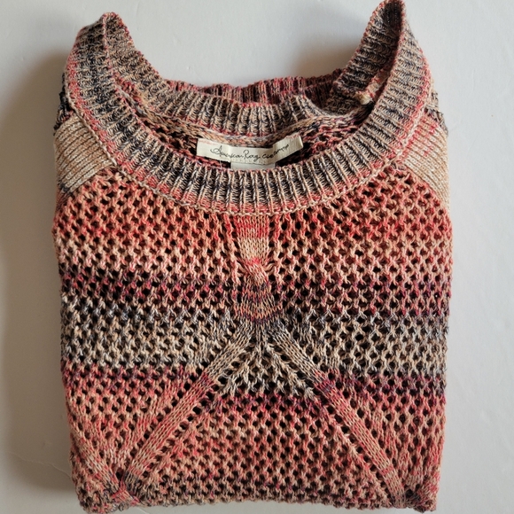 American Rag Crochet Sweater. - Picture 6 of 10